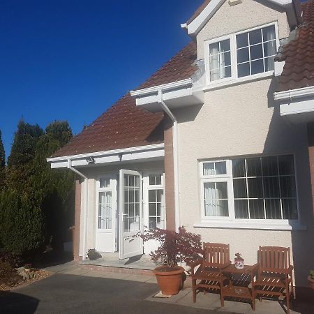 Highfields Self Contained Studio Bed & Breakfast Нюри Екстериор снимка