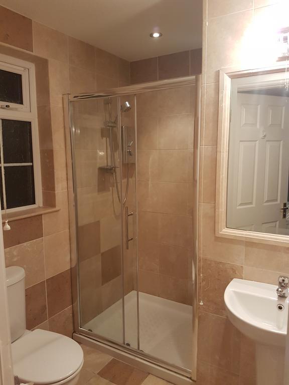 Highfields Self Contained Studio Bed & Breakfast Нюри Екстериор снимка